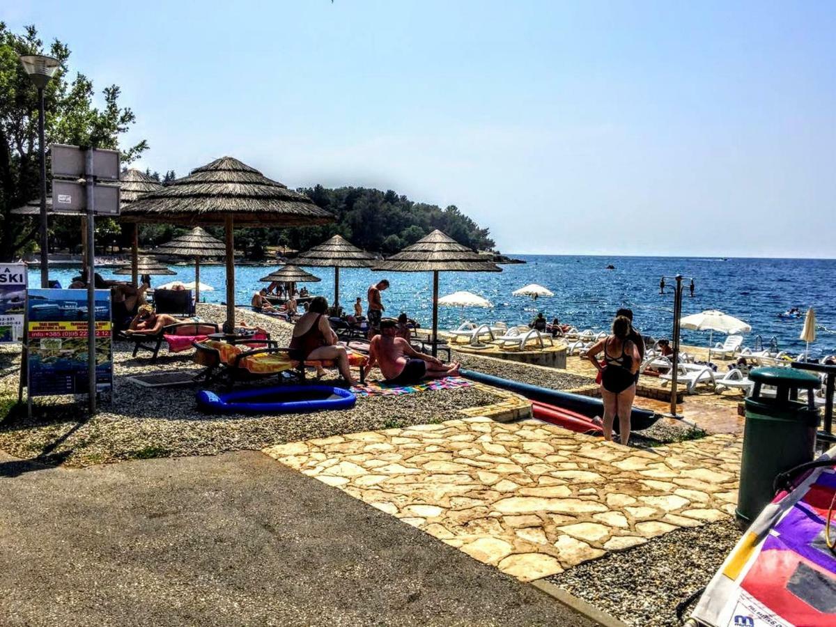 Apartman Maslina Porec Exterior photo